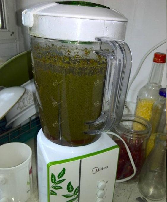 吃过这种饭么？营养价值很高！我从山上摘来树叶...