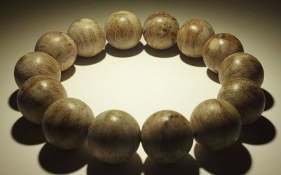 木质佛珠手串,佛珠手串用什么木质最好