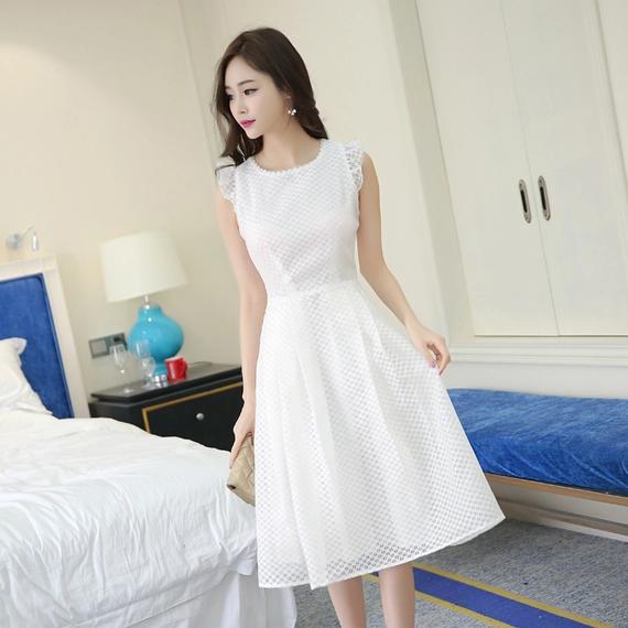 简单大气才是最好的气质,有气质低调而又不失优雅