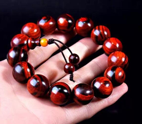 小叶紫檀摆件裂了怎么补救,小叶紫檀瘤疤的手串会裂吗