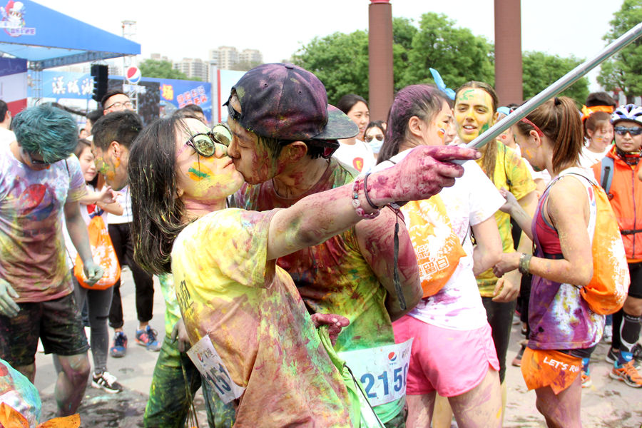 百事可乐西安不夜城活动,百事可乐西安唱歌