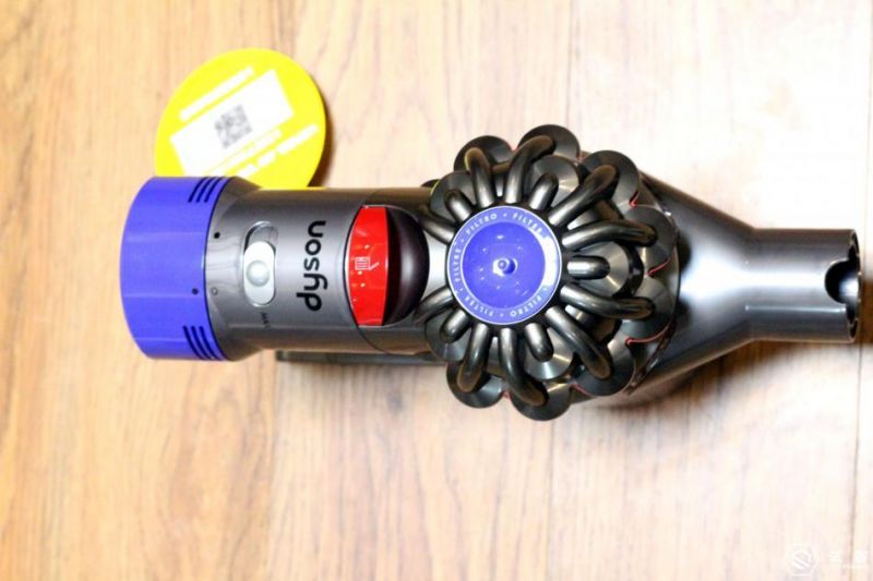 戴森手持式吸尘器测评,戴森吸尘器v7fluffypro价位
