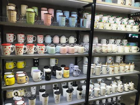 万达金街三只松鼠实体店,万达逛了一圈啥都没买