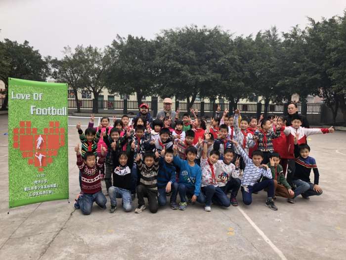 组织学生参加各类公益活动,重庆招募小学生做志愿者