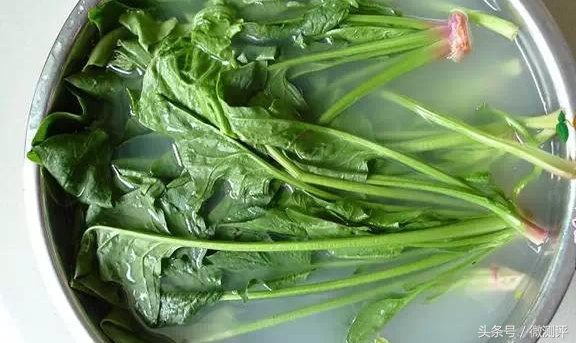 淘米水清洗脏东西原理,淘米水消毒杀菌原理