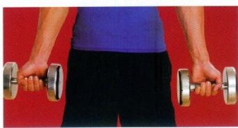 练习哑铃后要练什么,练习哑铃的时候一直收紧腹部吗