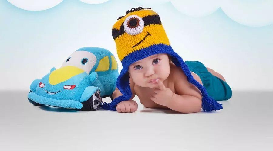 产后恢复难？这位宝妈竟然靠喂母乳塑造了S型身材