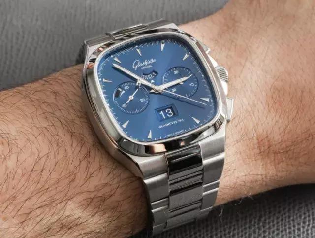 积家方形表翻转,积家方形翻转男表