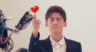 《凰权·弈天下》山有木兮，心悦君兮