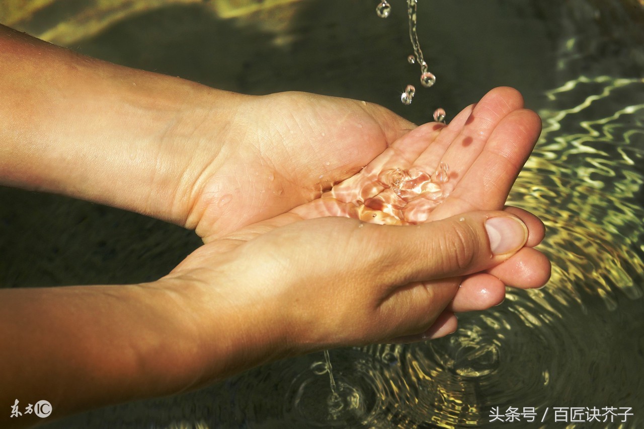 镂空雕的橄榄核雕怎么盘玩视频,娜姐说文玩全集