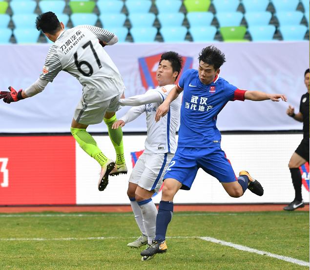 大连一方贵州恒丰赛后谢场,贵州恒丰对大连一方