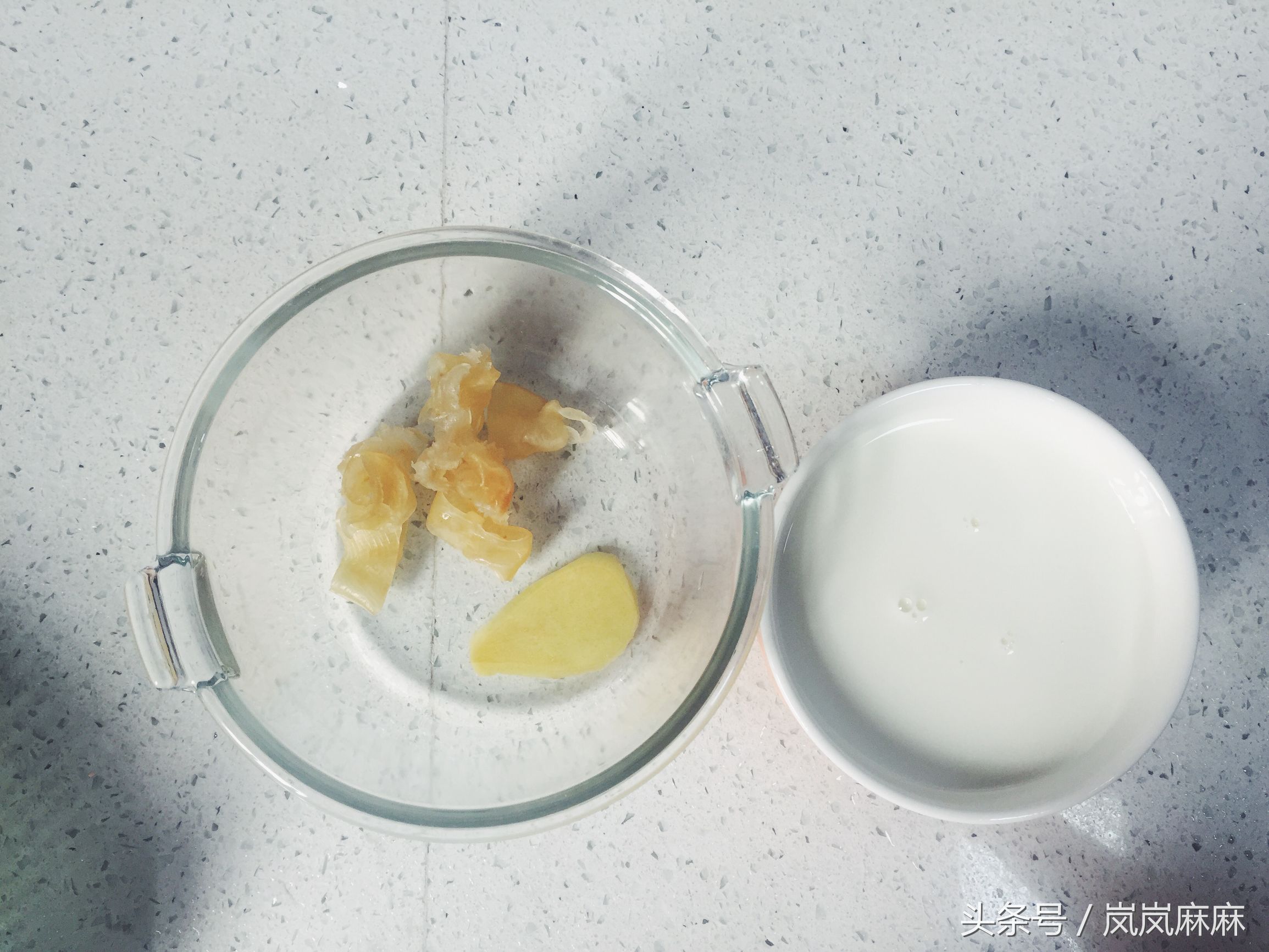 花胶干货怎么弄才软,花胶怎么去腥呢我有三招传授给您