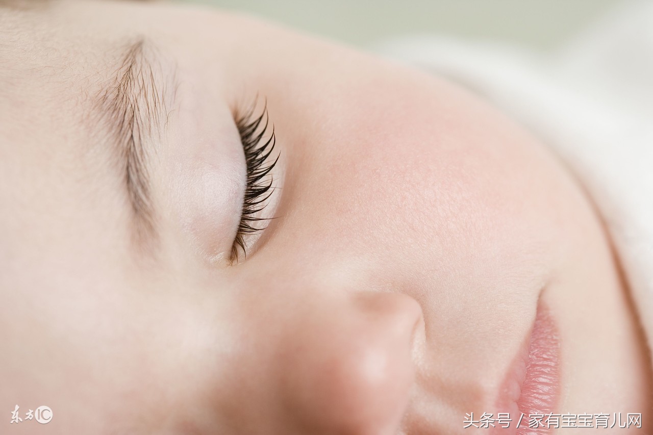 嫌弃宝宝刚出生的样子丑？这些新生儿外貌大反转的规律，你知道吗