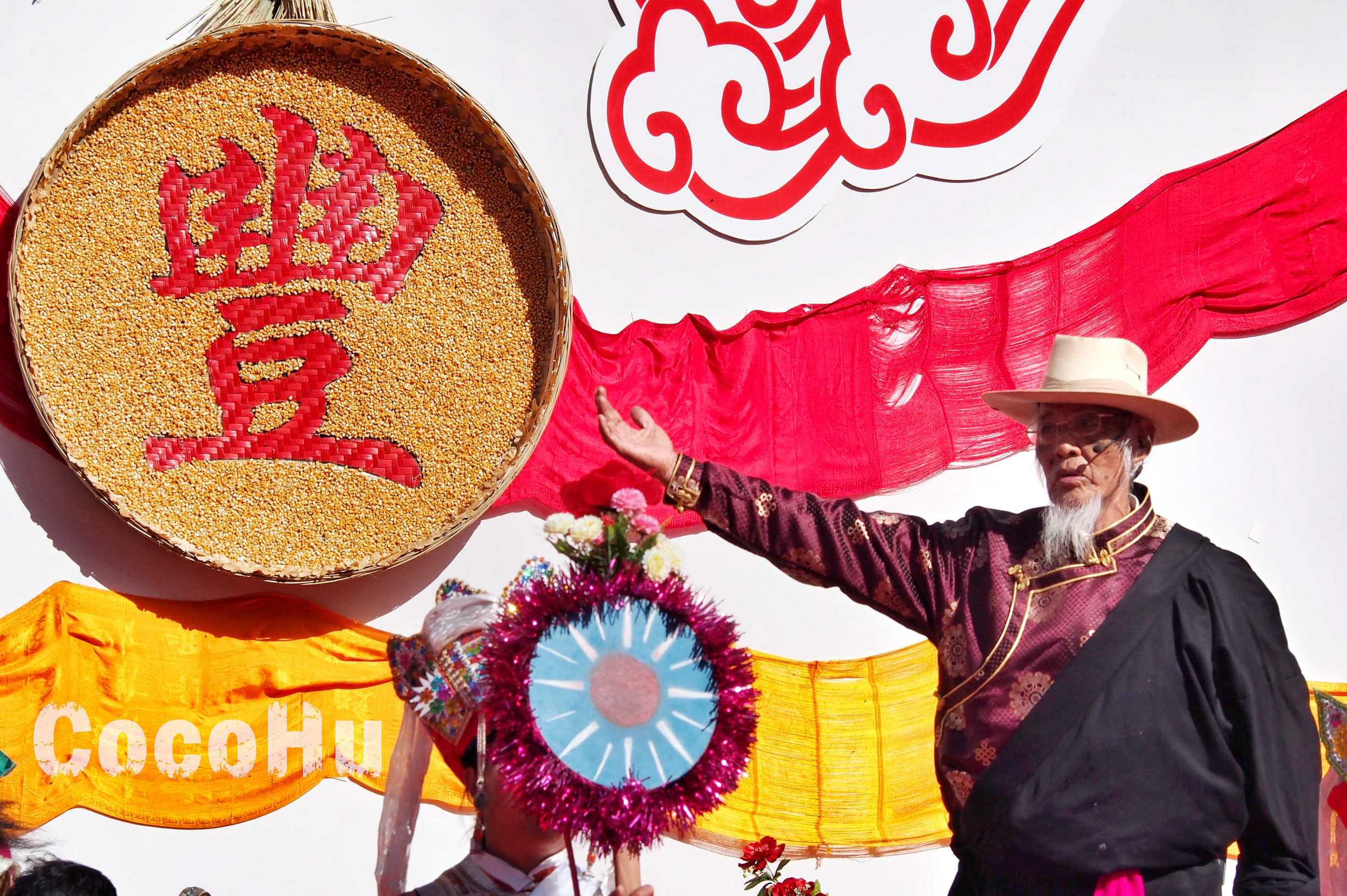 欢歌热舞美食美酒亲历云南维西丰收节