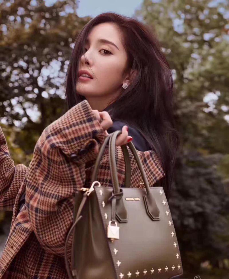 mk包推荐款式,给女孩子买的包包价格1200左右