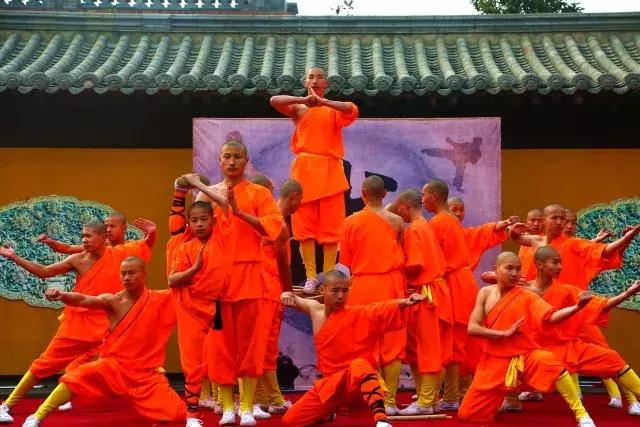 少林小子李连杰几岁,李连杰小时候在少林寺