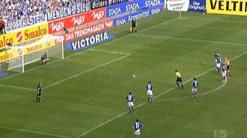 门将任意球,德国传奇门将脚法图解