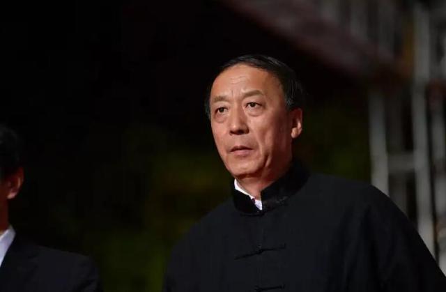 中国足球明星郜林,足坛十大年轻球员冯潇霆