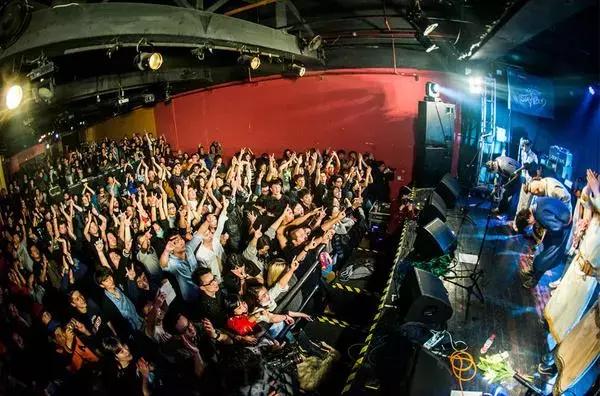 现今的中国摇滚,典型的中国摇滚