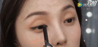 新手怎么选择眼影盘,初学者眼影盘怎么选