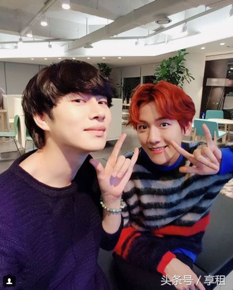 PGone手照细节被爆不伦恋，细数那些单靠手就可以火下去的玉手男