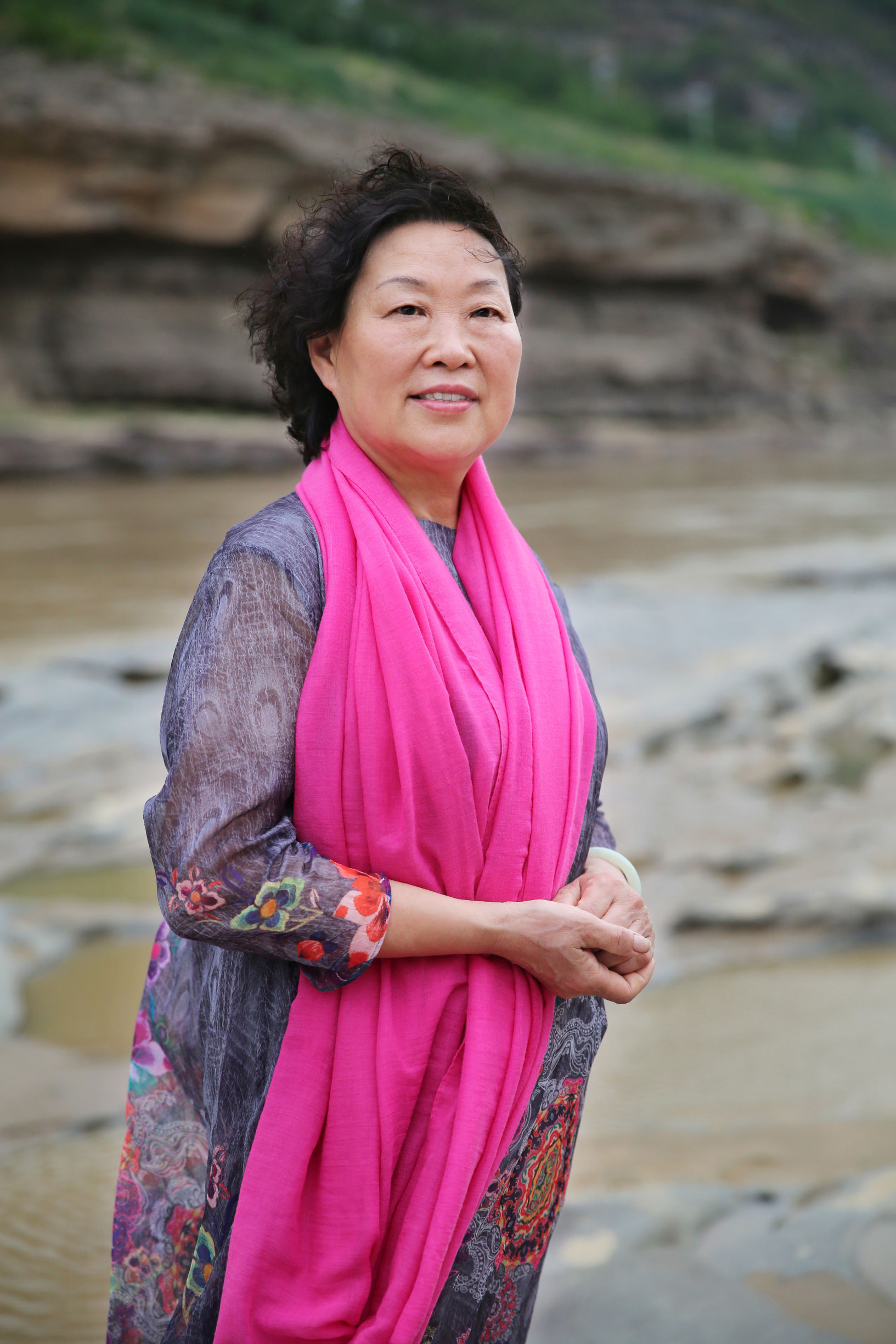 九曲黄河万里沙，浪淘风簸自天涯—紫岫宣和刘淑琴老师精品赏析