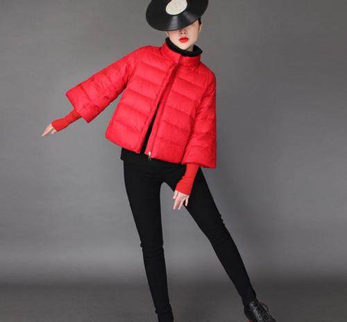 羽绒服用哪种洗护方法,羽绒服刮破了一条缝怎么补