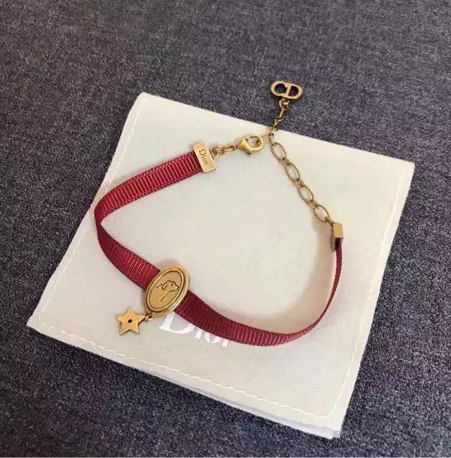 狗年限量版和奢侈品,世界大牌狗年限量款