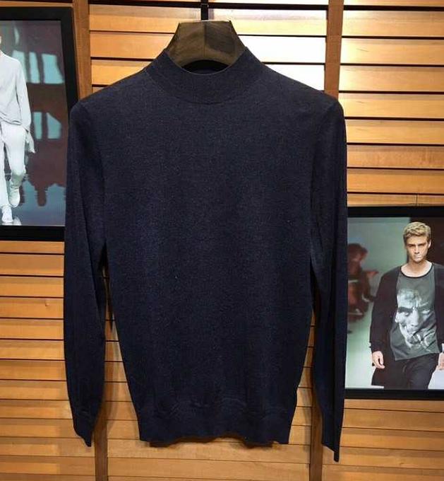 穿上这服装回家,连老同学都认不出我了,太有型了