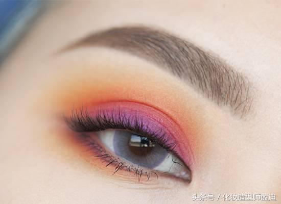 日系眼妆的正确使用方法,眼妆教程眼妆怎么画显大又干净