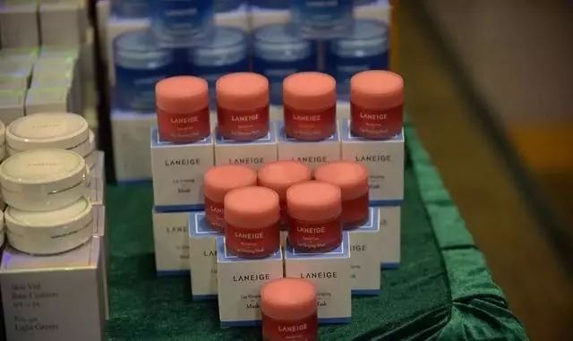 香港海关查获走私大案,香港海关查货