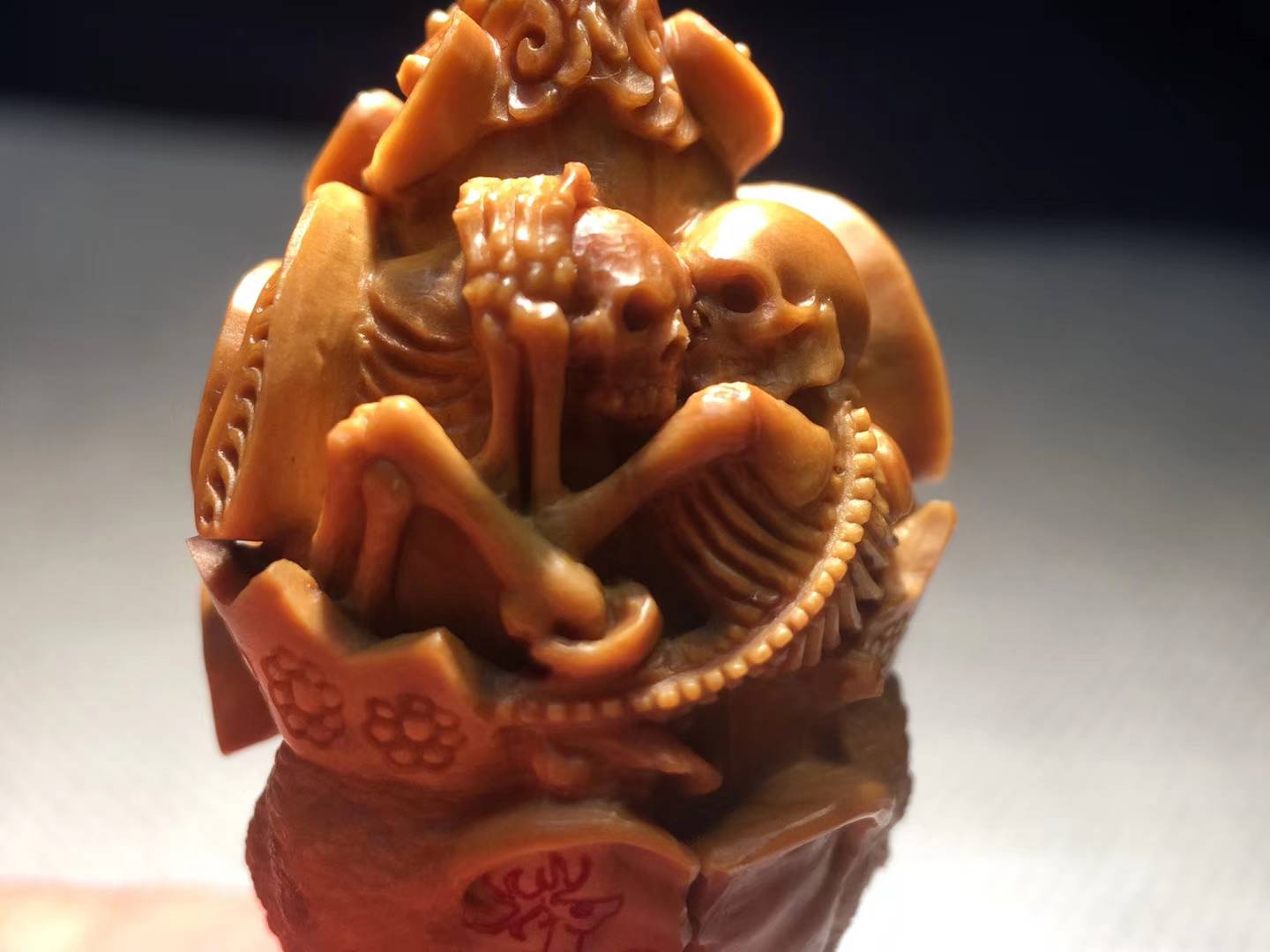 橄榄核雕中雅玩，憨豆，格格巫，泰森，爱因斯坦