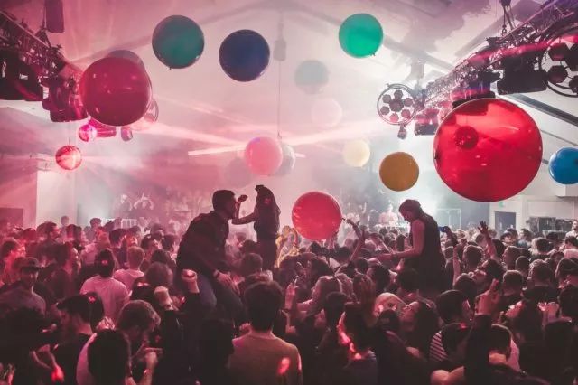 全球多地跨年狂欢,英国跨年之旅