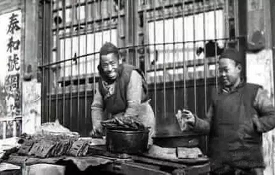 遛弯儿·喊嗓子·吃早点