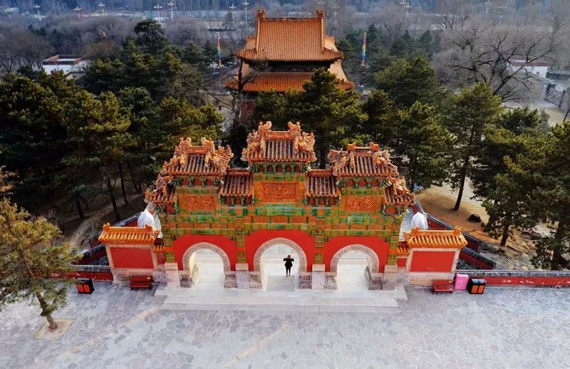 北京琉璃牌坊的作用,承德外八庙建筑风格及其象征意义