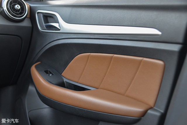 爱卡suv,名爵zs2020款1.5l是三缸还是四缸