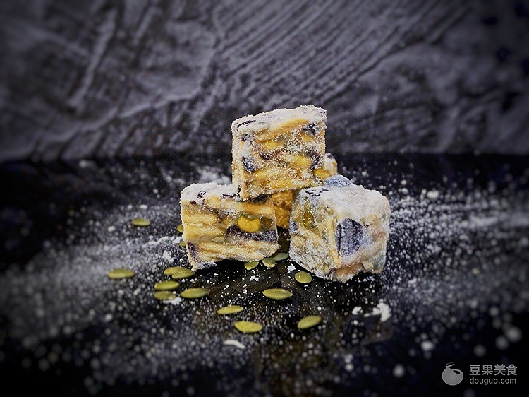 美的fun烤箱使用视频,制作超快手的网红雪花酥