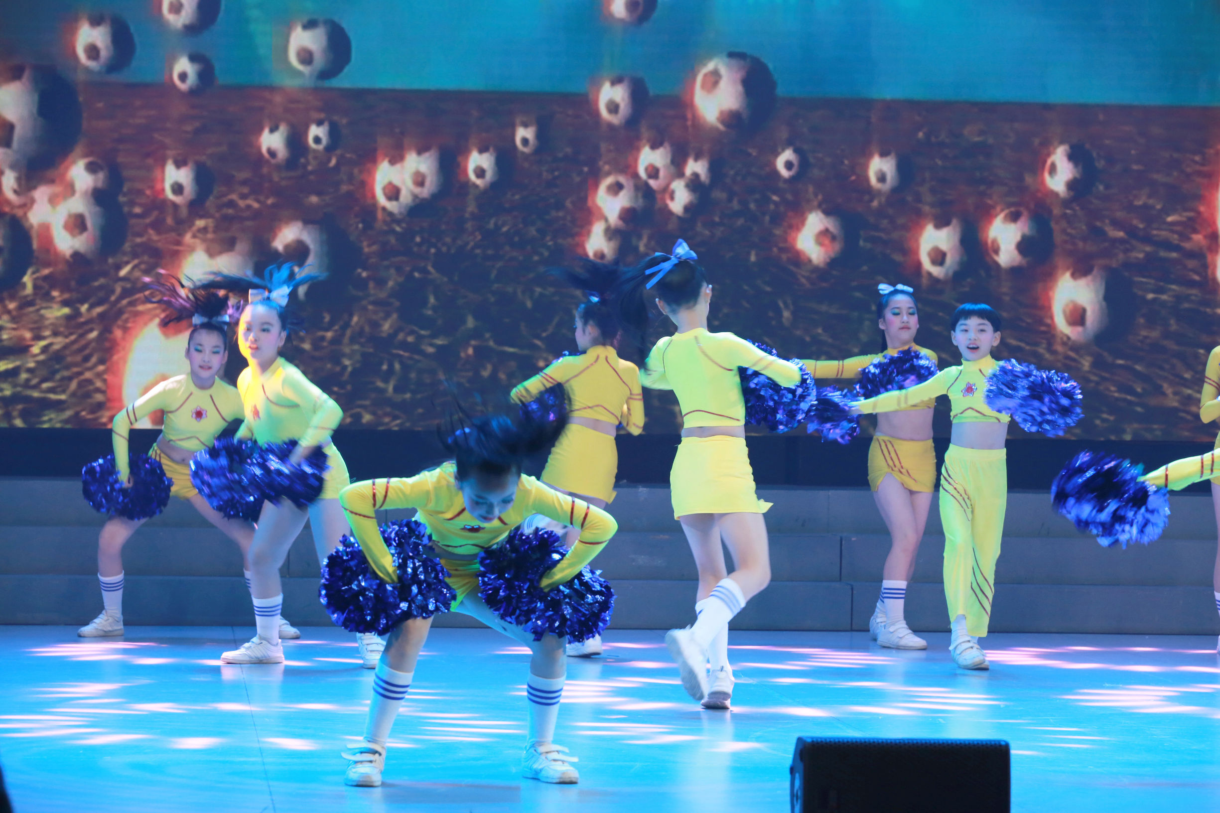 少年足球秀表演,足球秀表演