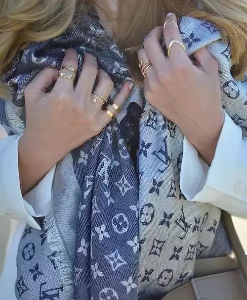 低价lv有什么套路,买lv三合一