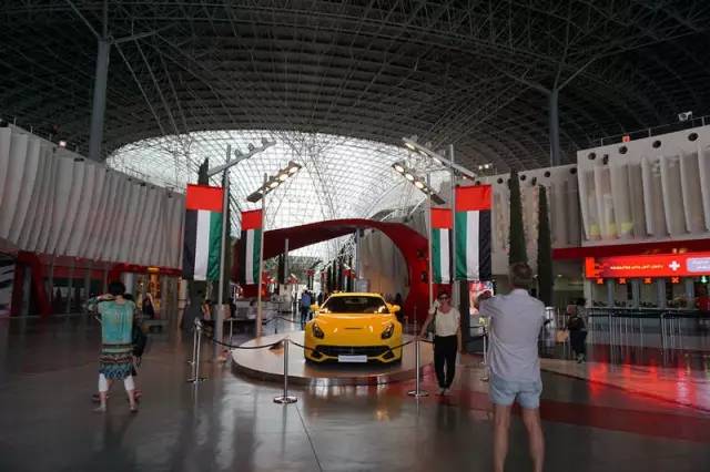 福利|直飞阿布扎比 乐享全球最*法大**拉利主题公园、星战绝美取景地