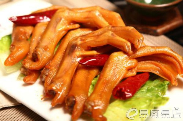 卤三国加盟优势有哪些,卤三国的加盟费到底是多少钱