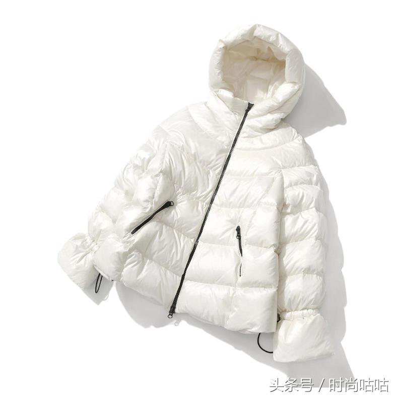 3981轻奢大牌显瘦羽绒服,短装显瘦羽绒服女爆款洋气