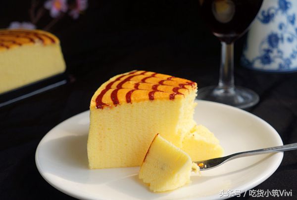 轻乳酪蛋糕如何烘烤,烘焙新手一定要学会做的蛋糕