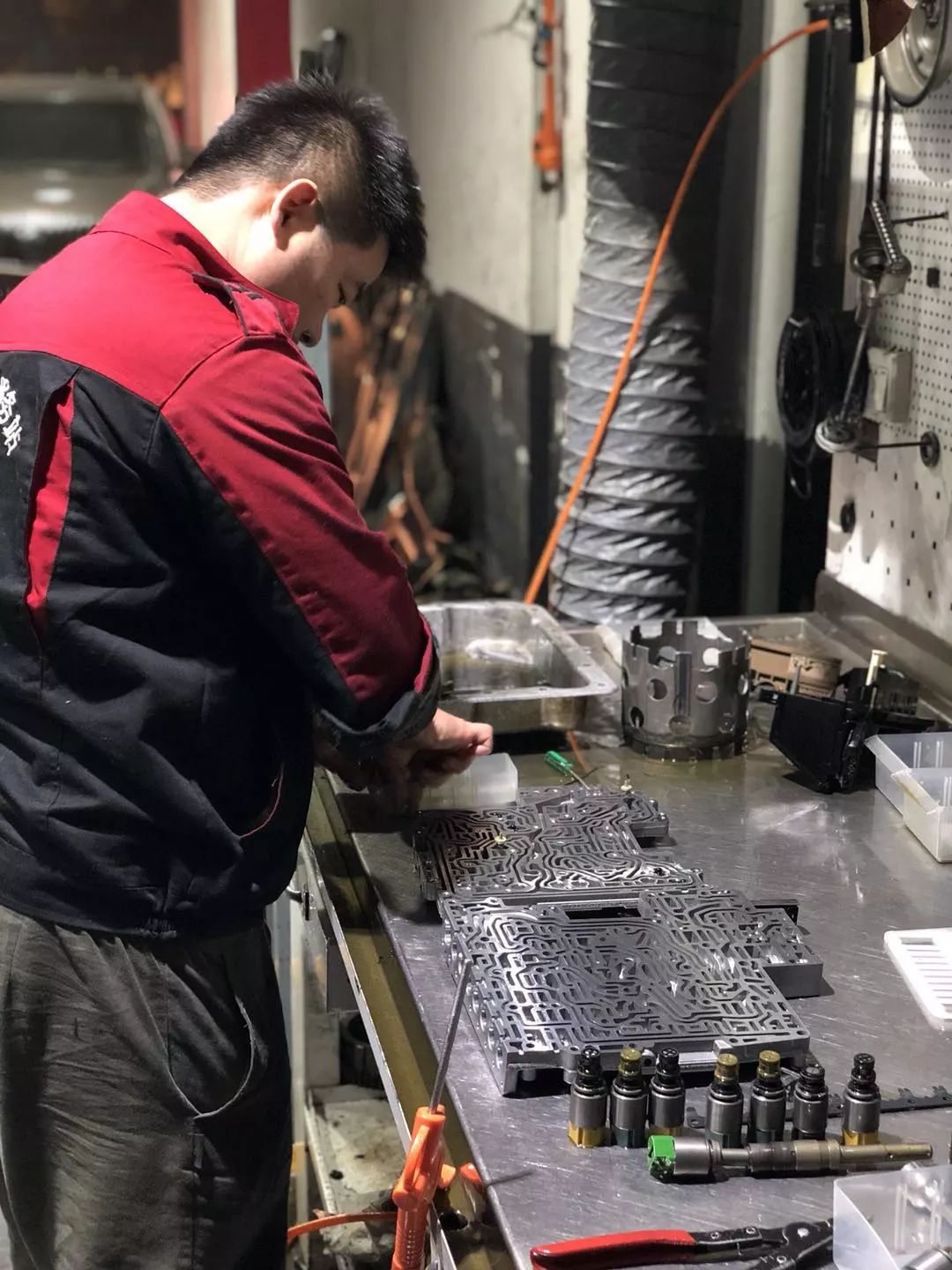 宝马750变速箱跳挡,宝马750变速箱