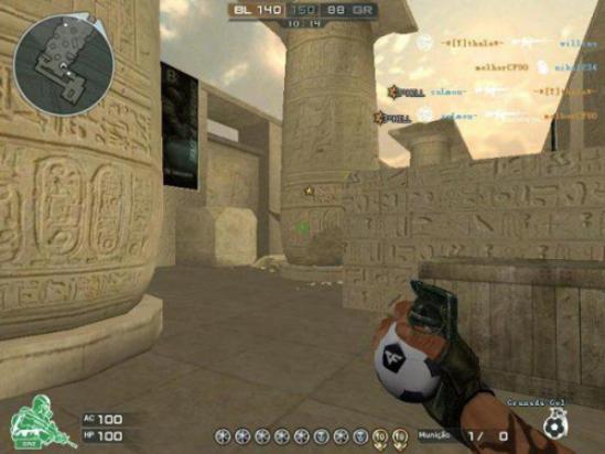 在枪火纷飞的CF战场上扔出此道具所有人的眼球都要被吸引