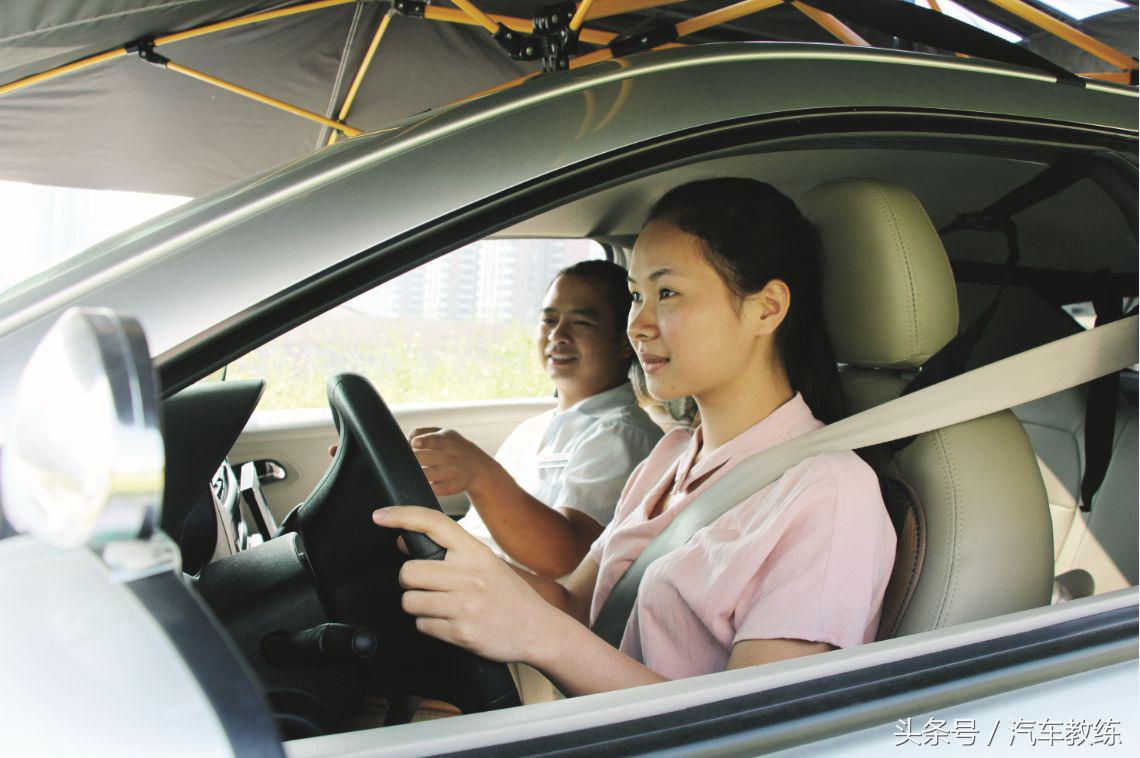 驾考右边30cm对点秘诀逢考必过,驾考左边线30公分如何操作