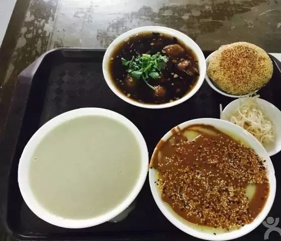 北京当下最正宗的八大小吃,盘点不能错过的正宗老北京小吃