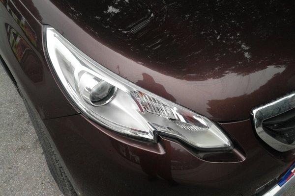 标致-2008，油液位及品质正常，油封不泄露线路管无剥落