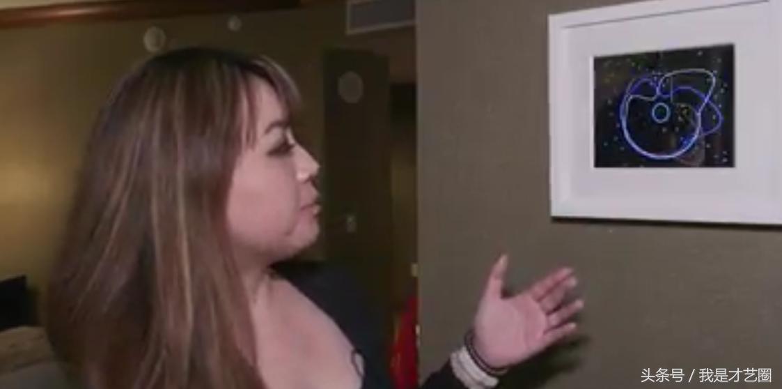 Artgasm将女性的性兴奋转化为艺术作品