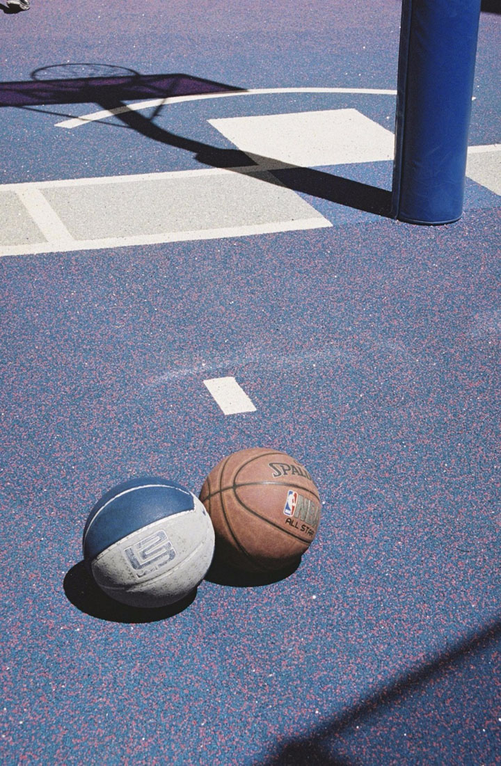 巴黎街区最梦幻的篮球场巴黎又一打卡拍照胜地